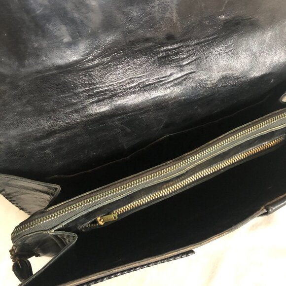 Vintage leather tooled shoulder bag purse - Picture 14 of 16